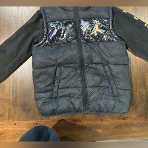 Nike EUC Boys Air Jordan Jumpman Classic Puffer Vest & hoodie, Medium 10-12